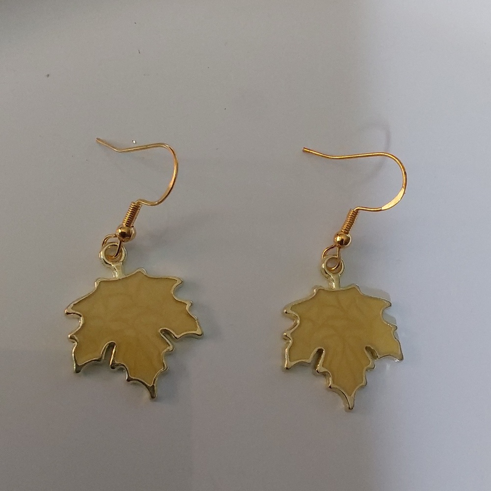 Maple leaf Earrings Colorful Fall Autumn Bright Yellow